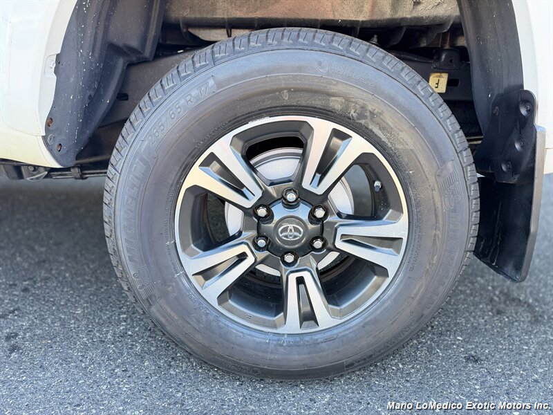 2016 Toyota Tacoma TRD Sport - Photo 19