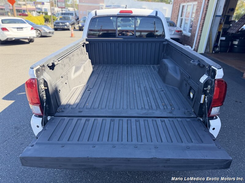2016 Toyota Tacoma TRD Sport - Photo 15