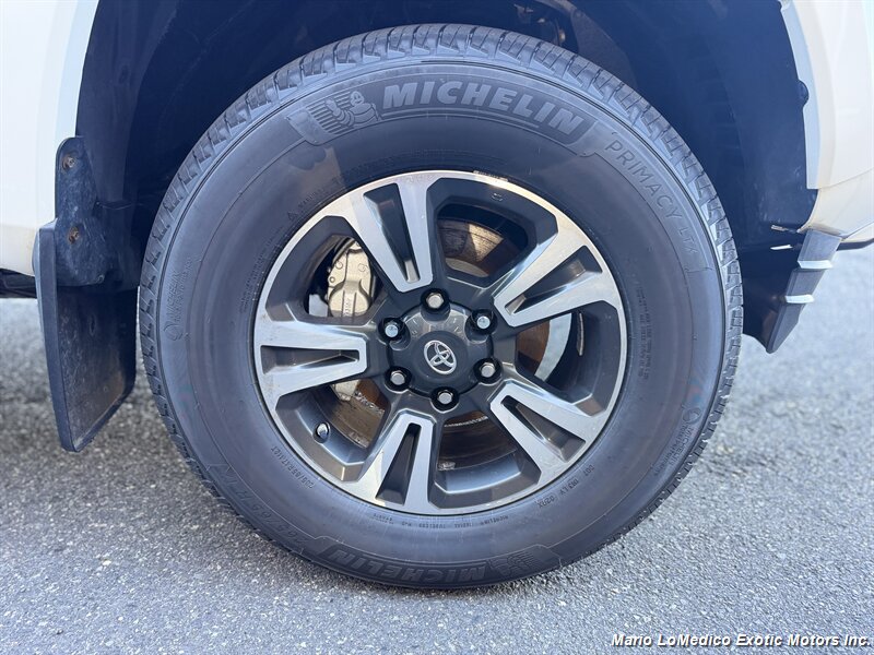 2016 Toyota Tacoma TRD Sport - Photo 17