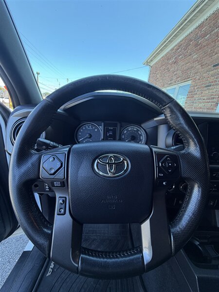 2016 Toyota Tacoma TRD Sport - Photo 30