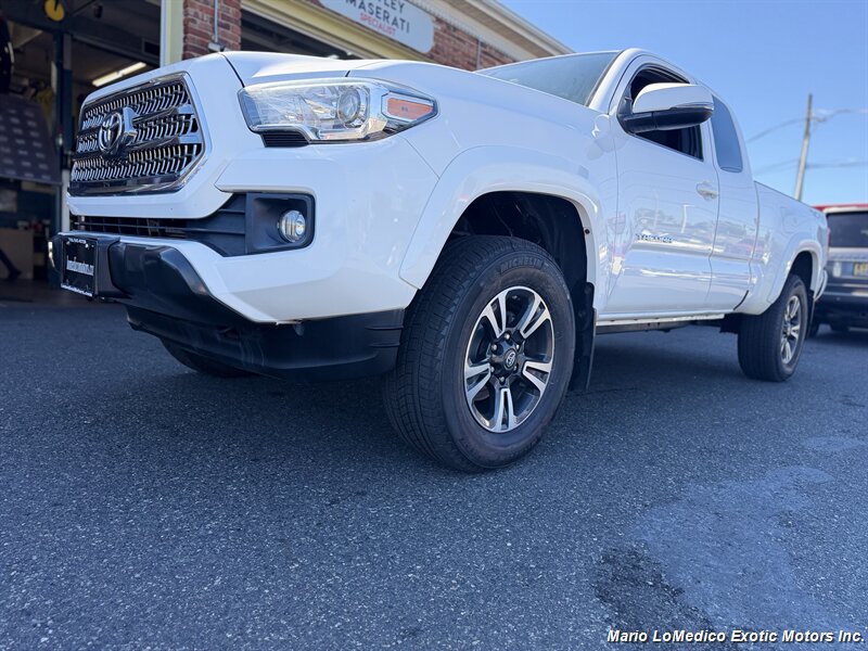 2016 Toyota Tacoma TRD Sport - Photo 9