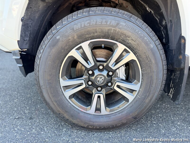 2016 Toyota Tacoma TRD Sport - Photo 18
