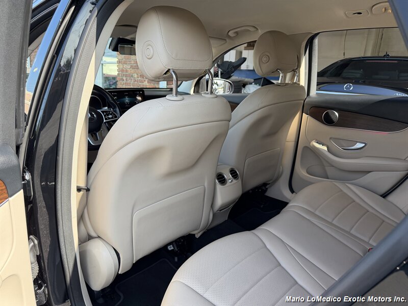 2022 Mercedes-Benz GLC GLC300 - Photo 48