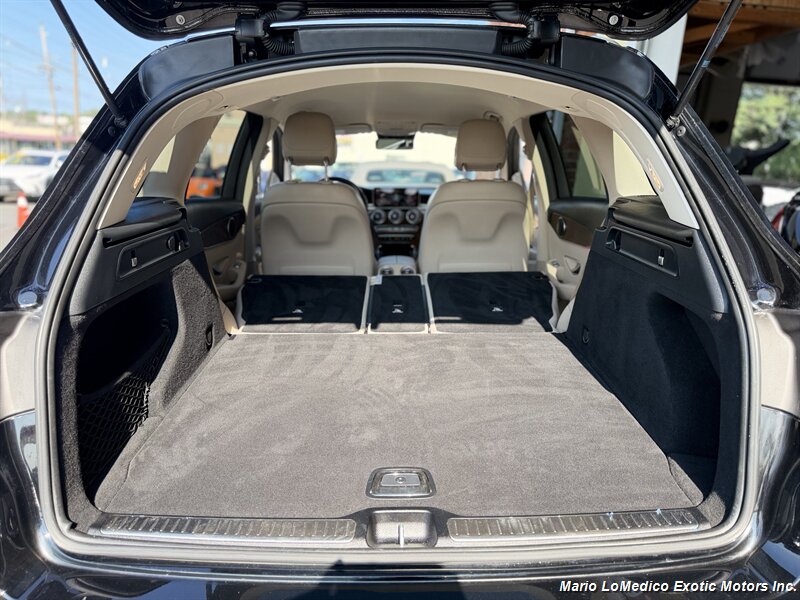 2022 Mercedes-Benz GLC GLC300 - Photo 21