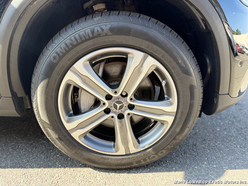 2022 Mercedes-Benz GLC GLC300 - Photo 15