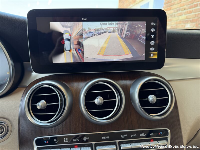 2022 Mercedes-Benz GLC GLC300 - Photo 36