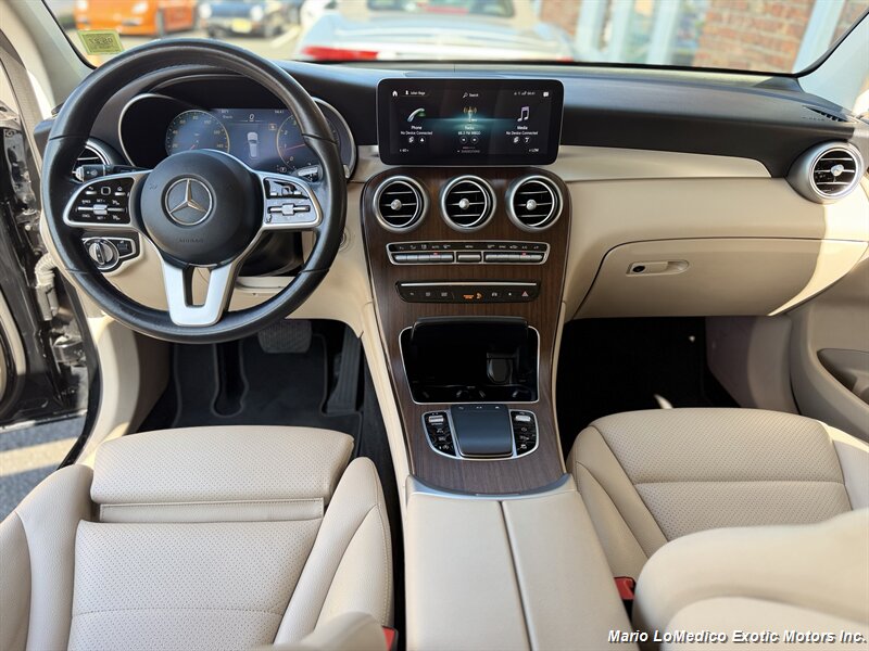 2022 Mercedes-Benz GLC GLC300 - Photo 31